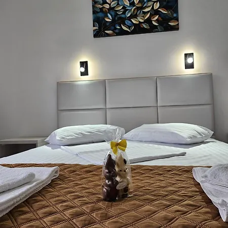 Mugur 4* دووا مايْ